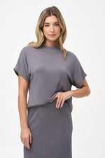 M Light Weight Knit Top