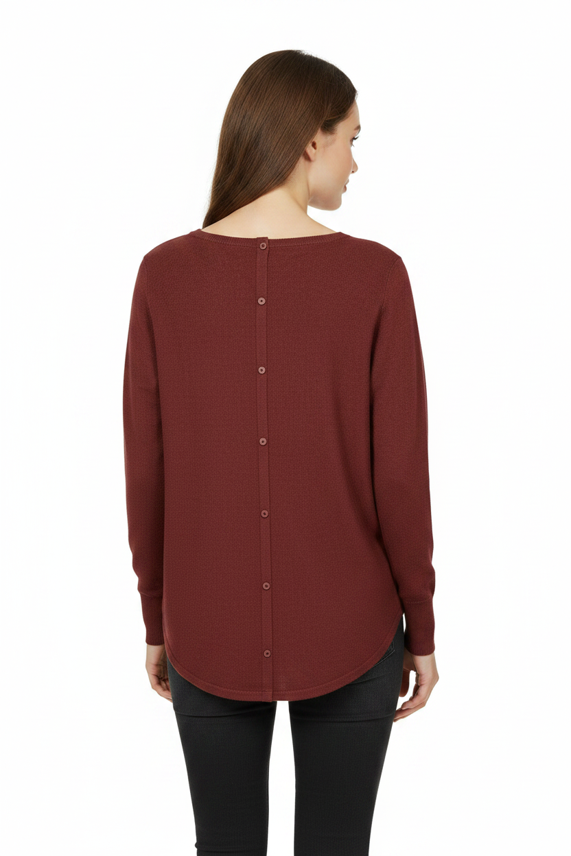 Front view of a woman wearing the burgundy Soya Concept sweater with a plain crew neckline and curved hem