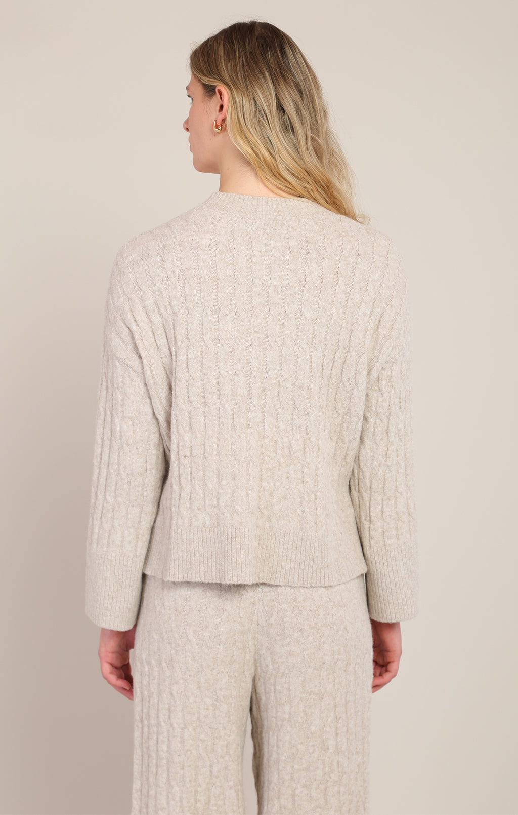  Room 34 ivory relaxed-fit cable knit crewneck sweater with matching pants